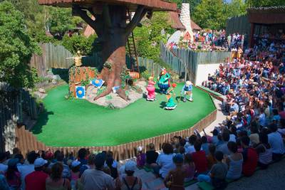 Show im French-Park Asterix und Obelix